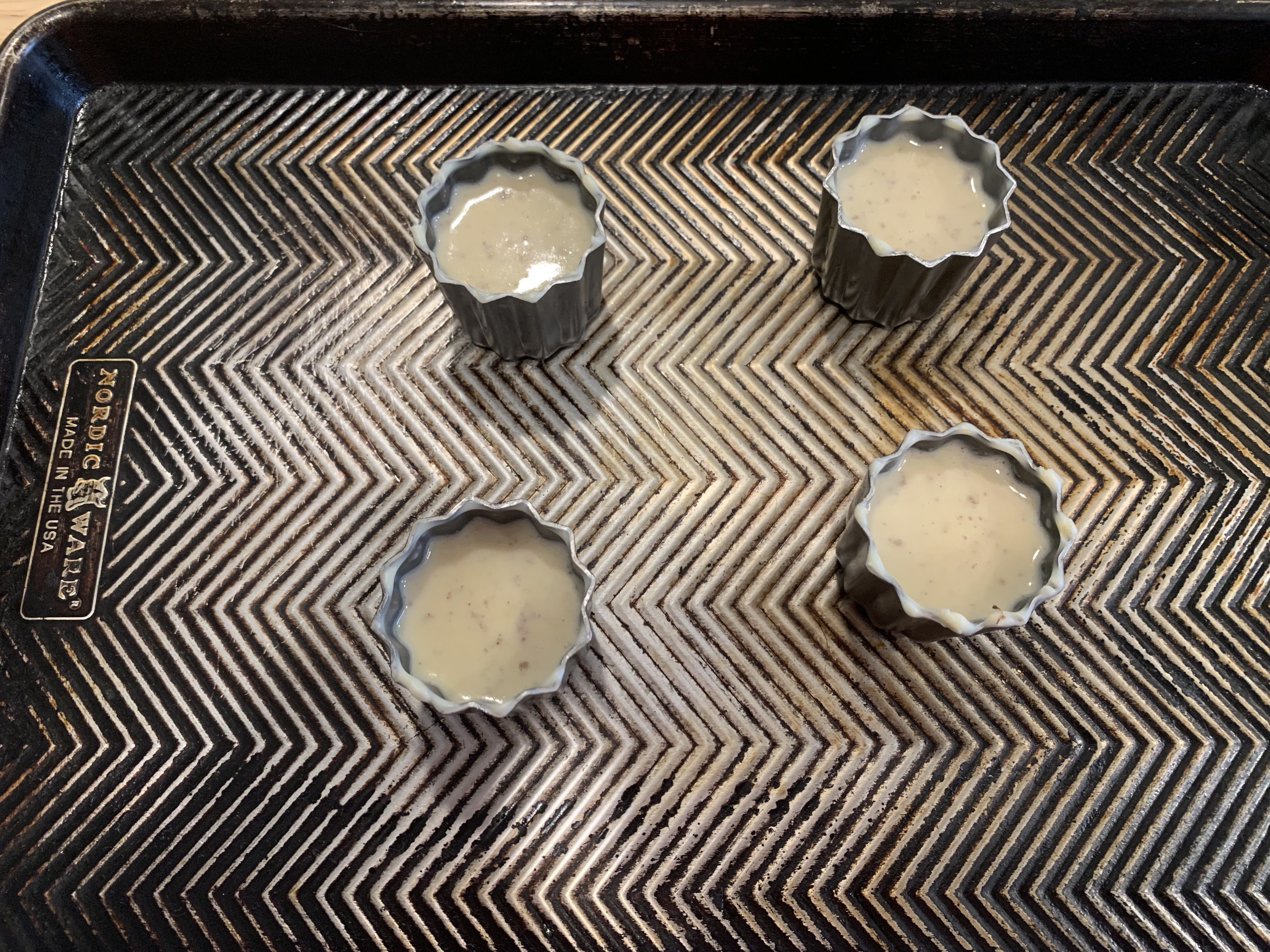Molds ready to bake